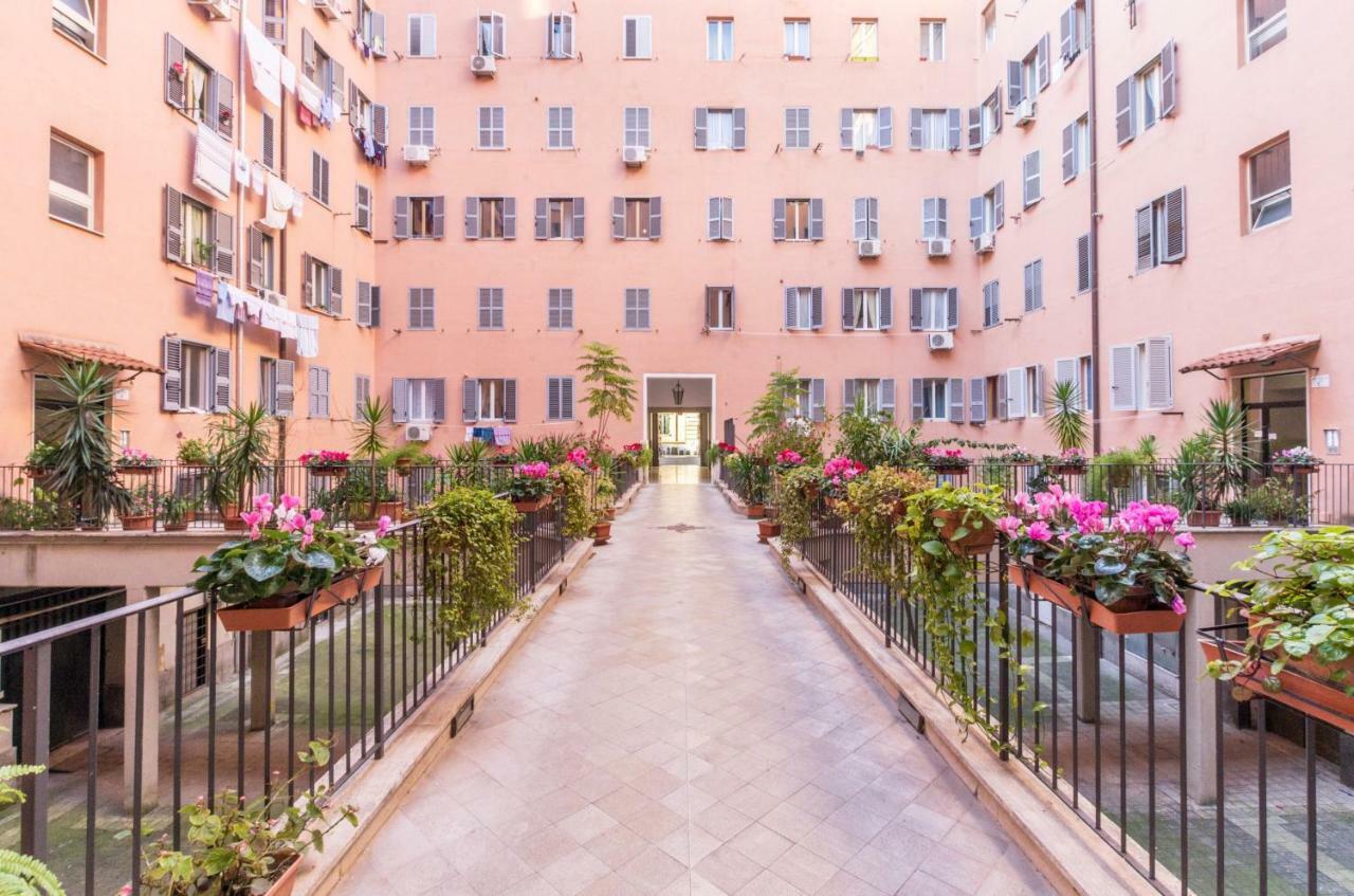 Vacanze Romane Holidays エクステリア 写真